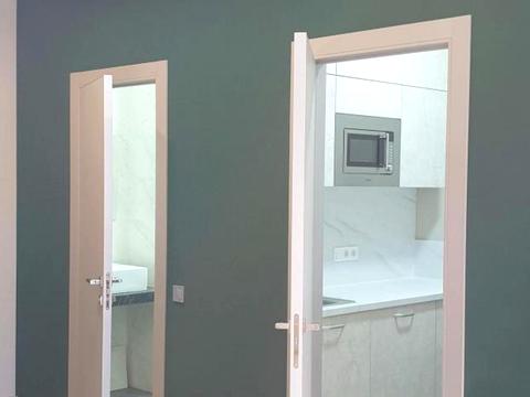 коммерческая по адресу Жилянская ул., 68