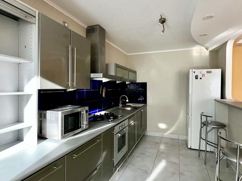 квартира за адресою Митрополита Шептицького вул., 1