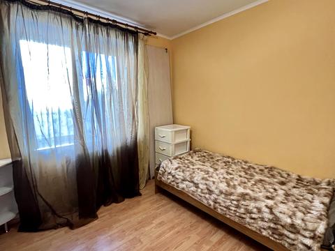 квартира за адресою Митрополита Шептицького вул., 1