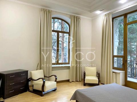 будинок за адресою Анатолія Солов'яненка вул.