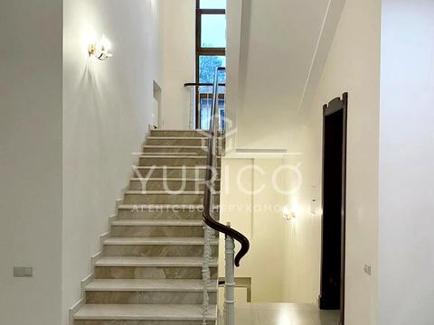 будинок за адресою Анатолія Солов'яненка вул.