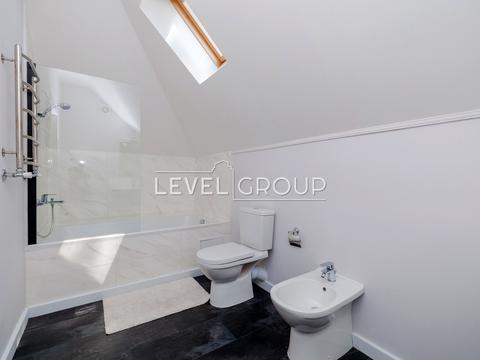 дом по адресу  ул.