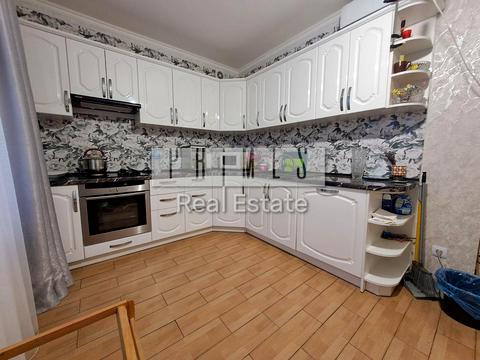 будинок за адресою Квітнева вул.