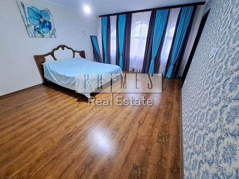 будинок за адресою Квітнева вул.