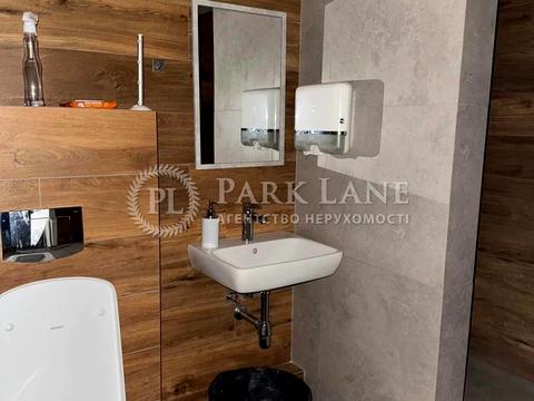 комерційна за адресою Василя Тютюнника вул. (Анрі Барбюса), 28-А