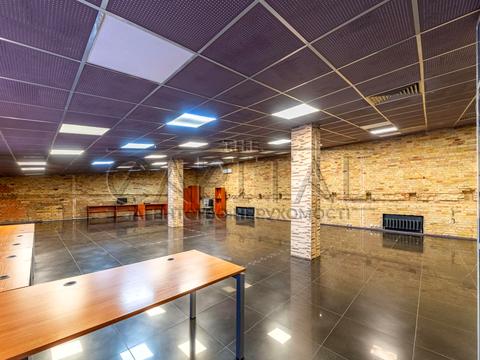 коммерческая по адресу Верхній Вал ул., 22