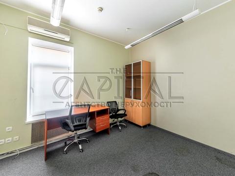 коммерческая по адресу Верхній Вал ул., 22