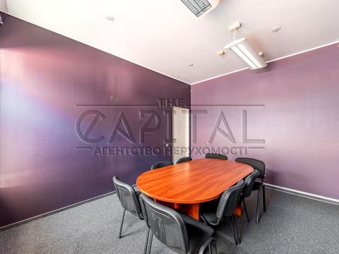 коммерческая по адресу Верхній Вал ул., 22