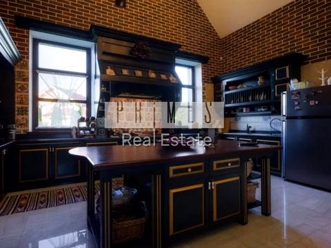 будинок за адресою Центральна