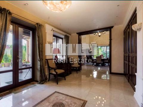 будинок за адресою Центральна