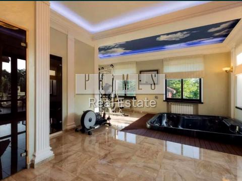 будинок за адресою Центральна