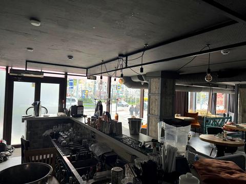 коммерческая по адресу Леси Украинки бульв., 2