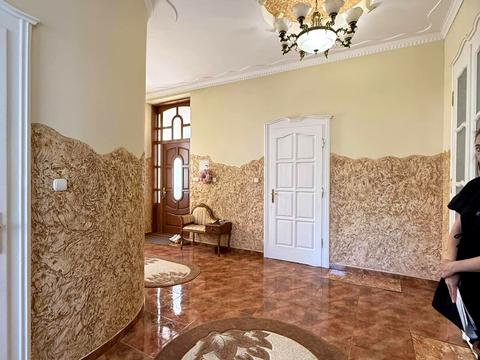 коммерческая по адресу Михайла Грушевського ул., 31А