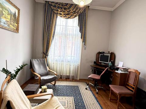 коммерческая по адресу Михайла Грушевського ул., 31А