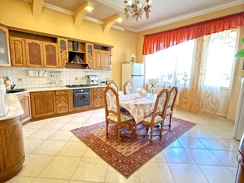 коммерческая по адресу Михайла Грушевського ул., 31А