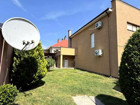 коммерческая по адресу Михайла Грушевського ул., 31А