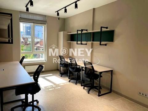 комерційна за адресою Жилянська вул., 68