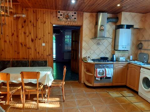 будинок за адресою смт. Новопокровка, заводская