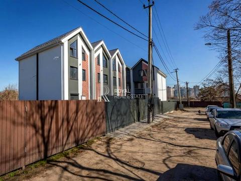 будинок за адресою Зінаїди Тулуб вул. (Некрасова)