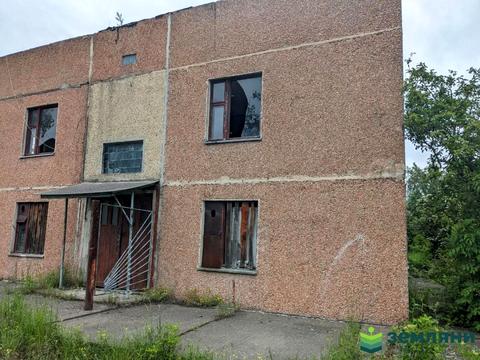 участок по адресу Лесі Українки