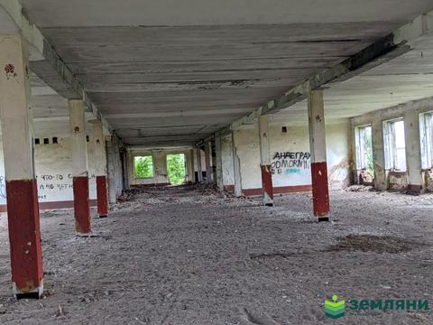 участок по адресу Лесі Українки