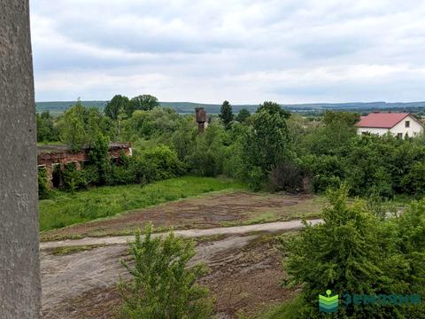 участок по адресу Лесі Українки