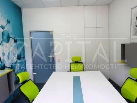 комерційна за адресою Старонаводницька вул., 2/20