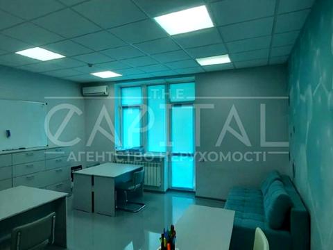 комерційна за адресою Старонаводницька вул., 2/20