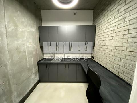 комерційна за адресою Андрія Верхогляда вул. (Михайла Драгомирова), 15