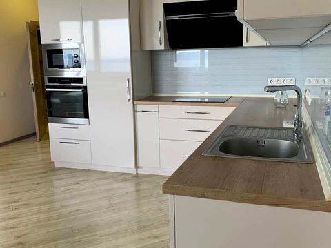 квартира за адресою Героїв Оборони Одеси вул. (Героїв Сталінграду), 24