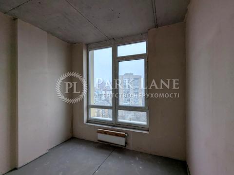 коммерческая по адресу Жилянская ул., 68