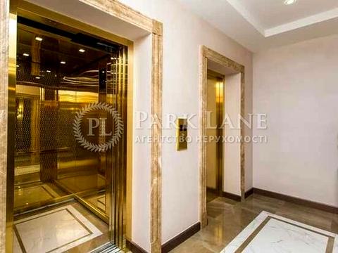 коммерческая по адресу Жилянская ул., 68