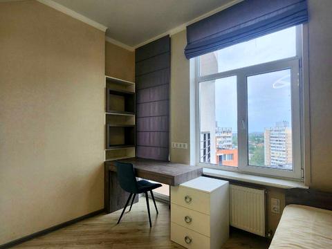 квартира за адресою Героїв Оборони Одеси вул. (Героїв Сталінграду), 24