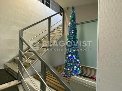 коммерческая по адресу Нижний Вал ул., 39