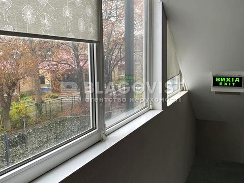 коммерческая по адресу Нижний Вал ул., 39