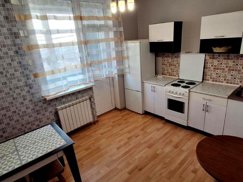 квартира за адресою Єлизавети Чавдар вул., 3