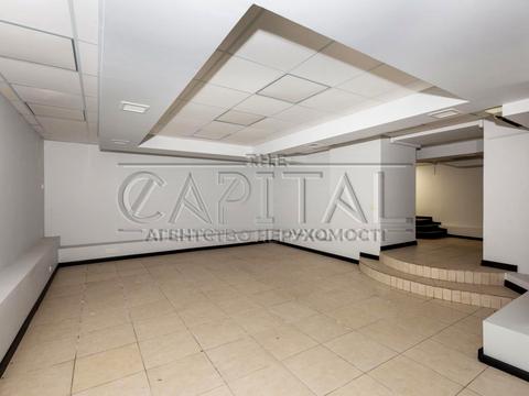 комерційна за адресою Тараса Шевченка бульв., 58