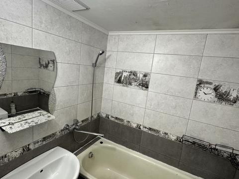 квартира за адресою Івана Павла II вул. (Будівельників), 6