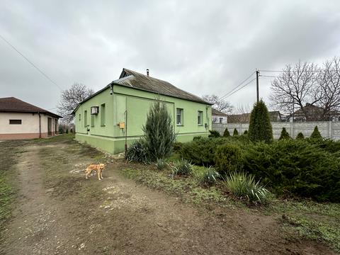 будинок за адресою смт. Обухівка, Ленина