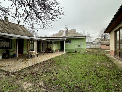 будинок за адресою смт. Обухівка, Ленина