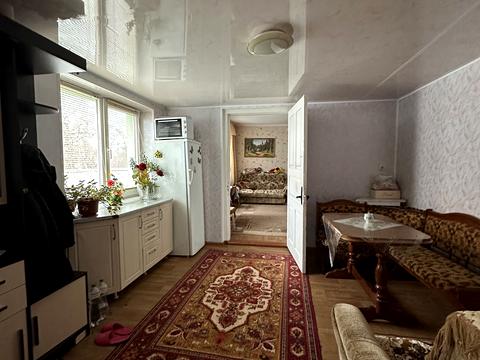 будинок за адресою смт. Обухівка, Ленина