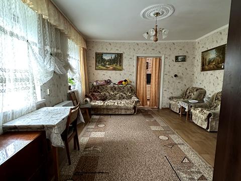 будинок за адресою смт. Обухівка, Ленина