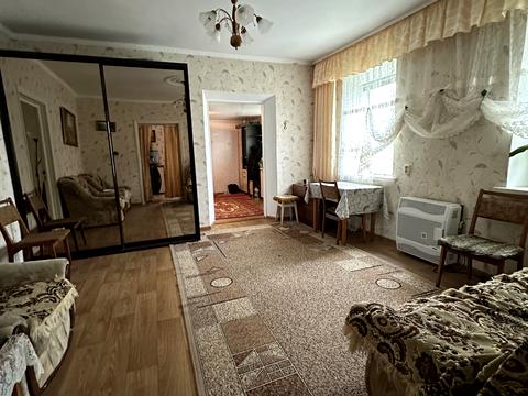 будинок за адресою смт. Обухівка, Ленина