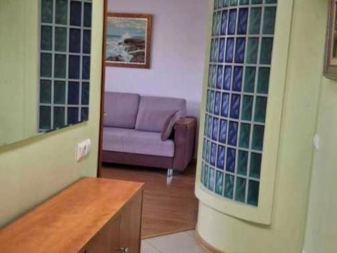 квартира за адресою Зоологічна вул., 4-А