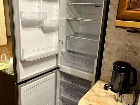 квартира за адресою Велика Васильківська вул. (Червоноармійська), 102