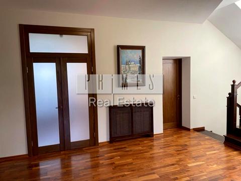 будинок за адресою Сонячна вул.