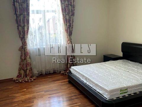 будинок за адресою Сонячна вул.