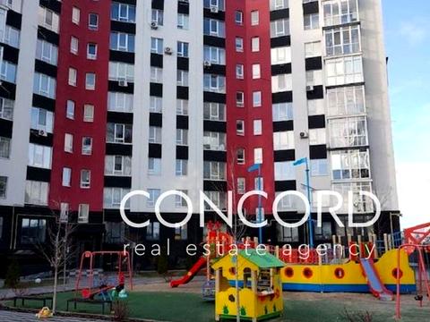 комерційна за адресою Покровська вул. (Радянська), 2-А