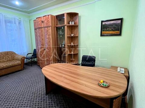 коммерческая по адресу Институтская ул., 22/7