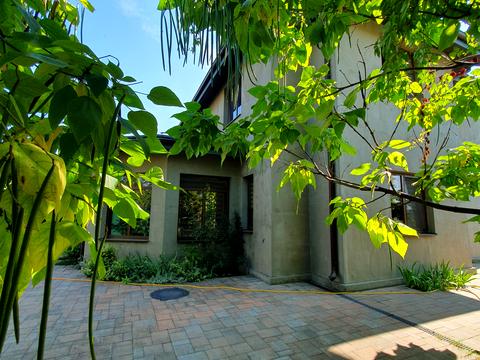 будинок за адресою Івана Руденка вул., 50 А